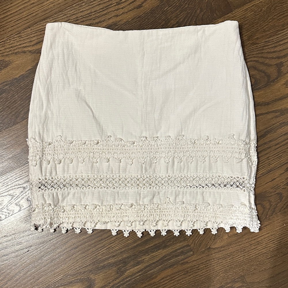 H&M Cream/White Lace linen skirt Size 10